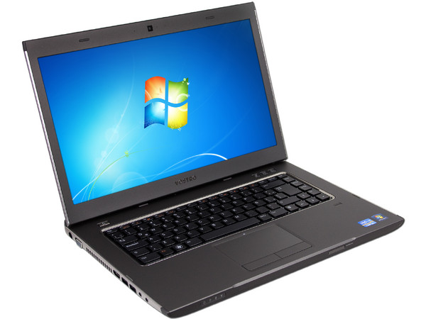 Laptop Dell Vostro 3560:
Procesador Intel Core i5-3210 (2.50 GHz) 3ra Generación,
Memoria de 4GB DDR3, D.D. de 500GB,
Pantalla HD LED de 15.6