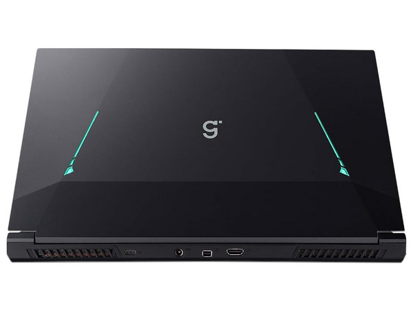 Laptop Gamer GHIA Libero LB16GI5: 
Procesador Intel Core i5 12450H (hasta 4.4 GHz), 
Memoria de 16GB DDR4, 
SSD de 512GB, 
Pantalla de 15.6