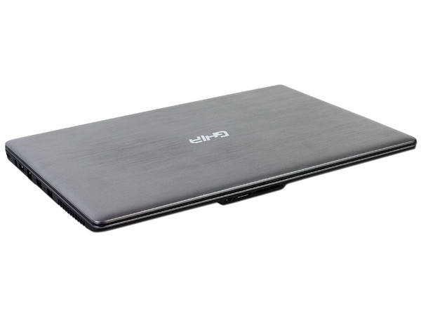 Laptop GHIA LIBERO: 
Procesador Intel Celeron N2840 (hasta 2.58 GHz),
Memoria de 2 GB DDR3L, Disco Duro 500 GB, 
Pantalla LED de 14