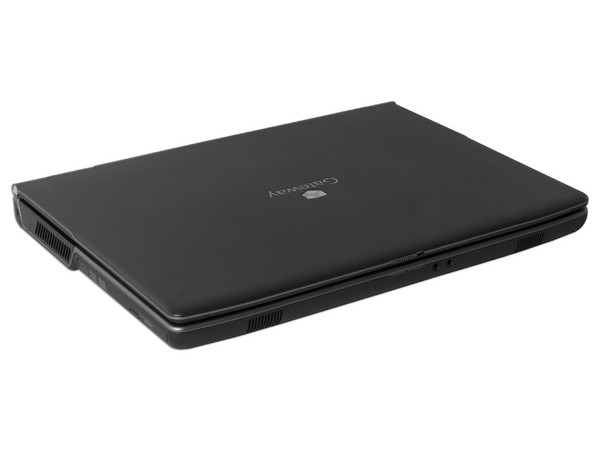 Laptop Gateway MX6009m:
Procesador Intel Celeron M 575, (2GHz),
Memoria de 1GB DDR II, Disco Duro de 160GB,
Pantalla de 15.4