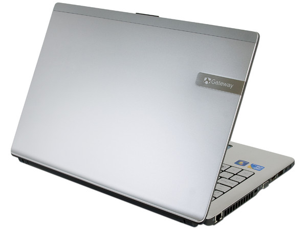 Laptop Gateway ID49C05e:
Procesador Intel Core i3-370M, (2.40GHz),
Memoria de 4GB DDR3, Disco Duro de 500GB,
Pantalla de 14