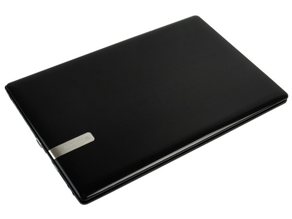 Laptop Gateway NV53A12e:
Procesador AMD Turion II Dual-Core Mobile P520 (2.3GHz),
Memoria de 3GB DDR3, Disco Duro de 320GB,
Pantalla de 15.6