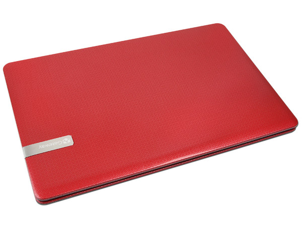 Laptop Gateway NV57H19M:
Procesador Intel Core i5-2410M (2.3GHz),
Memoria de 6GB DDR3, D.D. de 640GB,
Pantalla de 15.6