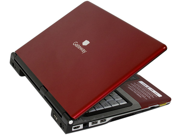 Portátil Gateway M-7317e Roja:
Procesador Intel Pentium Dual Core T3200 (2GHz),
Memoria de 3GB DDR II, Disco Duro de 250GB,
Pantalla de 15.4