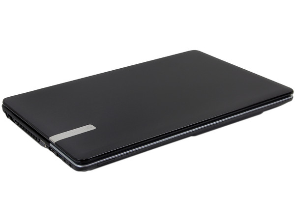 Laptop Gateway NE51B04m:
Procesador AMD E300 (1.3 GHz),
Memoria de 4GB DDR3, D.D. de 320GB,
Pantalla de 15.6