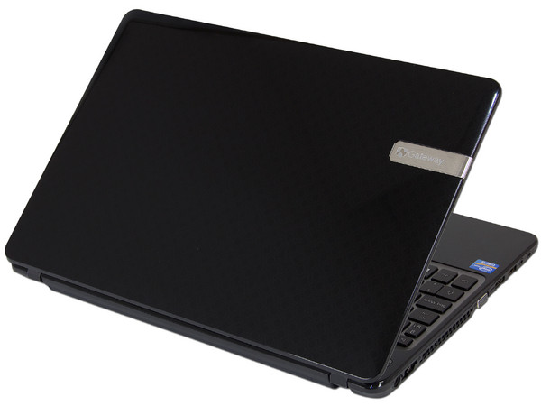 Laptop Gateway NV56R15M:
Procesador Intel Core i5-3230M (2.6 GHz) 3era Generación,
Memoria de 6 GB DDR3, D.D. de 1TB,
Pantalla LED de 15.6