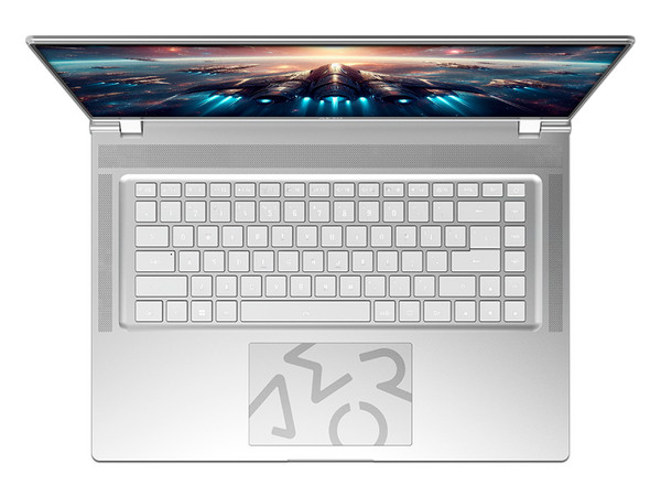 Laptop Gamer Gigabyte AERO 16 OLED BSF:
Procesador Intel Core i7 13700H (hasta 5.0 GHz),
Memoria de 16GB DDR5,
SSD de 1TB,
Pantalla de 16