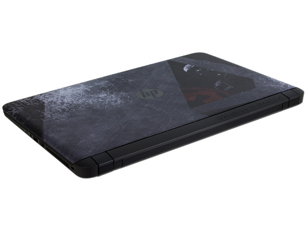 Laptop HP 15 Star Wars Special Edition:
Procesador Intel Core i5 6200U (hasta 2.8 GHz),
Memoria de 6GB,
D.D de 1TB,
Pantalla de 15.6