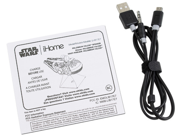 Laptop HP 15 Star Wars Special Edition:
Procesador Intel Core i5 6200U (hasta 2.8 GHz),
Memoria de 6GB,
D.D de 1TB,
Pantalla de 15.6
