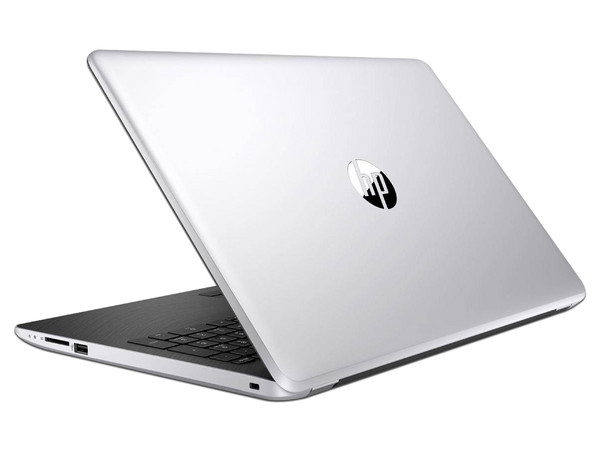 Laptop HP 15-BW014LA:
Procesador AMD A9 9420 (hasta 3.6 GHz),
Memoria de 4GB DDR4,
Disco Duro de 1TB,
Pantalla de 15.6