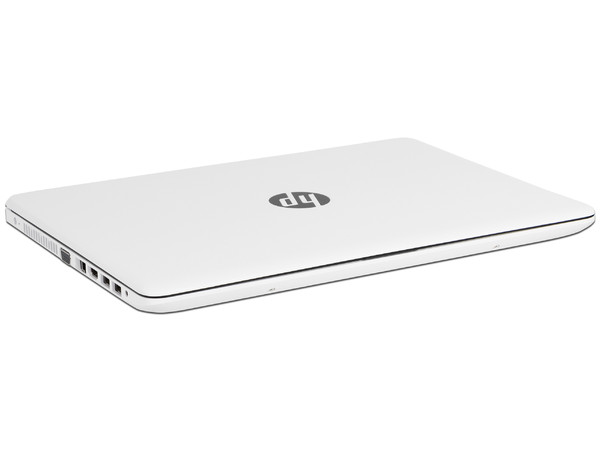 Laptop HP Pavilion 14-BS012LA:
Procesador Intel Core i3 6006U (2.00 GHz),
Memoria de 4GB DDR4,
Disco Duro de 1TB,
Pantalla de 14