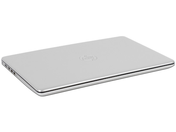 Laptop HP 15-da0009la:
Procesador Intel Core i3 7020U (3.2 GHz),
Memoria de 8GB DDR4,
Disco Duro de 1TB,
Pantalla de 15.6