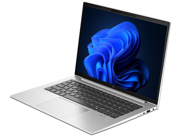Laptop HP Elitebook A6SZ3UT:
Procesador Intel Core Ultra 5 135U (hasta 4.4 Ghz),
Memoria de 16GB DDR5,
SSD de 512GB,
Pantalla de 14