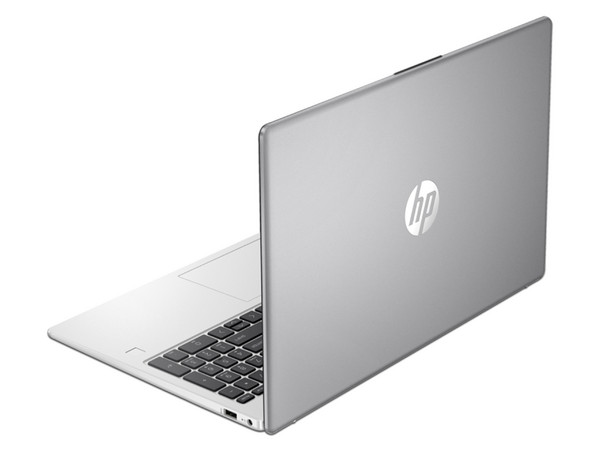 Laptop HP 255 G10:
Procesador AMD Ryzen 3 7330U (hasta 4.3 GHz),
Memoria de 8GB DDR4,
SSD de 512GB,
Pantalla de 15.6
