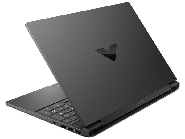Laptop HP Victus 15:
Procesador Intel Core i5 13420H (hasta 4.6 Ghz),
Memoria de 8GB DDR4,
SSD de 512GB,
Pantalla de 15.6