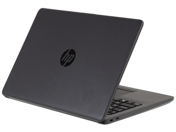 Laptop HP 245 G8:
Procesador AMD Ryzen 3 3250U (hasta 3.50 GHz),
Memoria de 8GB DDR4,
Disco Duro de 1TB,
SSD de 128GB,
Pantalla de 14