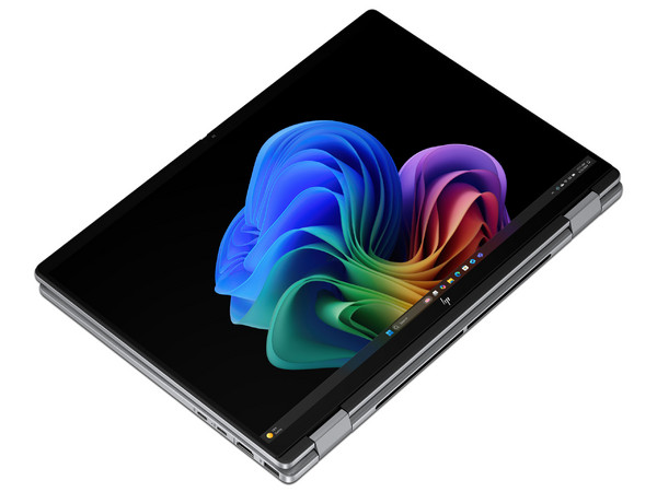 Laptop HP OmniBook X Flip: 
Procesador Intel Core Ultra 7 258V (hasta 4.8 GHz), 
Memoria de 32GB LPDDR5, 
SSD de 1TB, 
Pantalla de 14