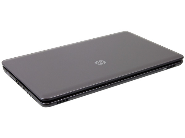 Laptop HP 655:
Procesador AMD E1-1200 (1.4 GHz),
Memoria de 2GB DDR3, Disco Duro de 320GB,
Pantalla LED de 15.6