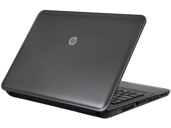 Laptop HP 455:
Procesador AMD E1-1200 (1.4 GHz),
Memoria de 2 GB DDR3, Disco Duro de 320 GB,
Pantalla LED de 14