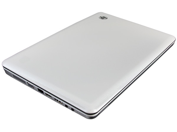 Laptop HP Pavilion dv5-2034la:
Procesador AMD Athlon II D.C. P-320 (2.1GHz),
Memoria de 4GB DDR3, Disco Duro de 500GB,
Pantalla de 14.5
