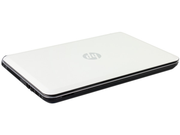 Laptop HP Pavilion 14-D020LA:
Procesador Intel Celeron N2810 (2.0 GHz),
Memoria de 4 GB DDR3, Disco Duro de 500 GB,
Pantalla LED de 14