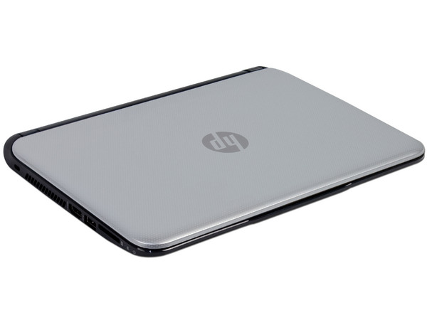 Laptop HP Pavilion 10:
Procesador AMD A4-1200 (1.0 GHz),
Memoria de 2 GB DDR3, Disco Duro de 500 GB,
Pantalla LED Multi Touch de 10.1