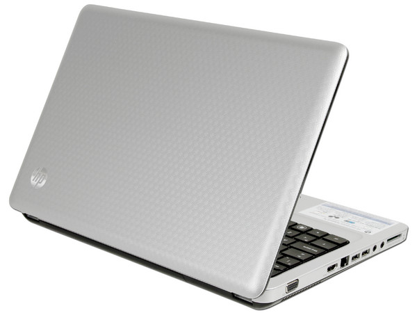 Laptop HP G42-463LA:
Procesador Intel Core i3-370M (2.40GHz),
Memoria de 3GB DDR3, Disco Duro de 320GB,
Pantalla LED de 14