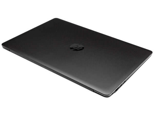 WorkStation HP ZBook Studio G3:
Procesador Intel Core i7-6700HQ (Hasta 3.5 GHz) 6ta Generación,
32 GB DDR4, SSD. de 512 GB,
Pantalla LED HD de 15.6