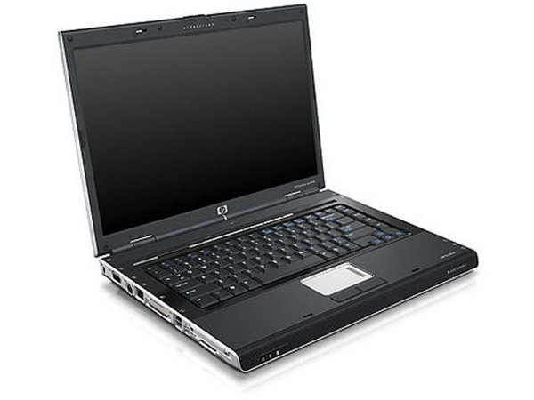 Portátil HP Pavilion dv5220LA,
Procesador AMD Turion 64 MT ML-34 (1.8GHz),
Memoria de 512 MB DDR333 MHz, Pantalla TFT/WXGA 15.4