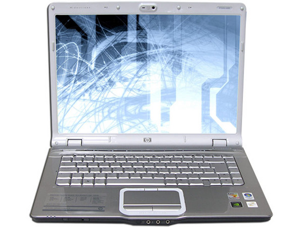 Portátil HP Pavilion dv6220LA,
Procesador AMD Turion 64 X2 TL-50 (1.6 GHz),
Memoria de 1GB DDR2, Pantalla de 15.4