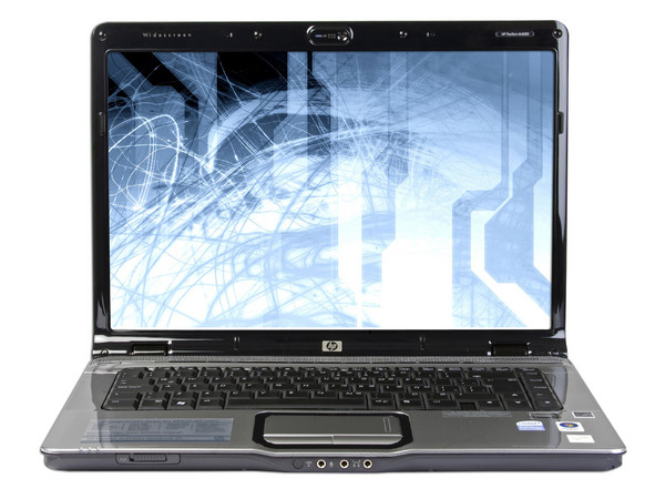 Portátil HP Pavilion dv6925la,
Procesador Pentium Dual Core T2390 (1.86GHz),
Memoria 2GB DDR2, Pantalla TFT/WXGA de 15.4