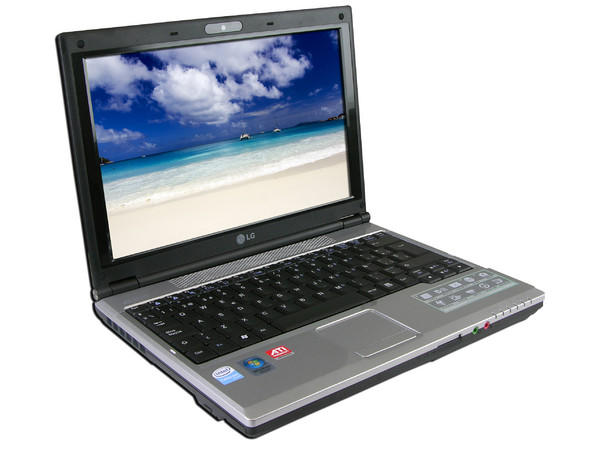 Portátil LG E200,
Procesador Intel Celeron M 540 (1.86 GHz),
Memoria 1GB DDRII, Pantalla WXGA de 12.1