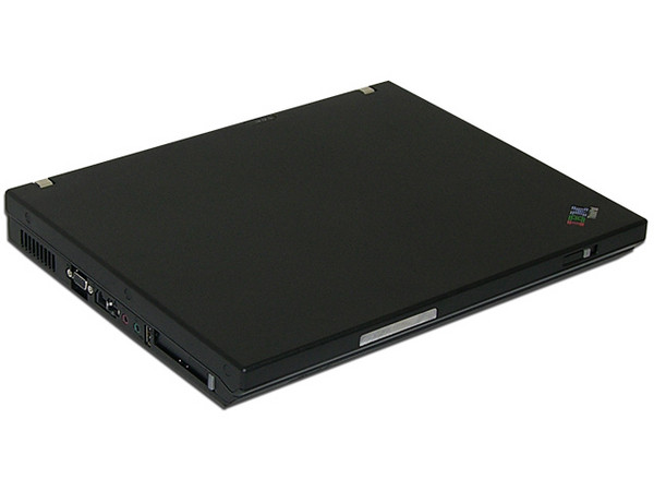 Portátil Lenovo R60e 0658-A48:
Procesador Intel Celeron M 420 (1.6GHz),
Memoria de 256MB DDR2, Disco Duro de 40GB,
Pantalla TFT de 15.