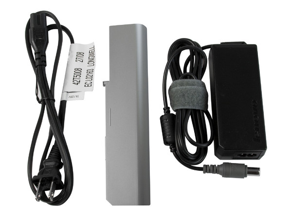 Portátil Lenovo N200 (0769-AD8):
Procesador Intel Celeron M 550 (2.0GHz),
Memoria de 1GB DDR II, Disco Duro de 80GB,
Pantalla de 15.4