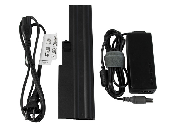 Portátil Lenovo ThinkPad SL400 (27434DS):
Procesador Intel Core 2 Duo T5670 (1,80GHz),
Memoria de 512MB DDR II, Disco Duro de 160GB,
Pantalla de 14.1