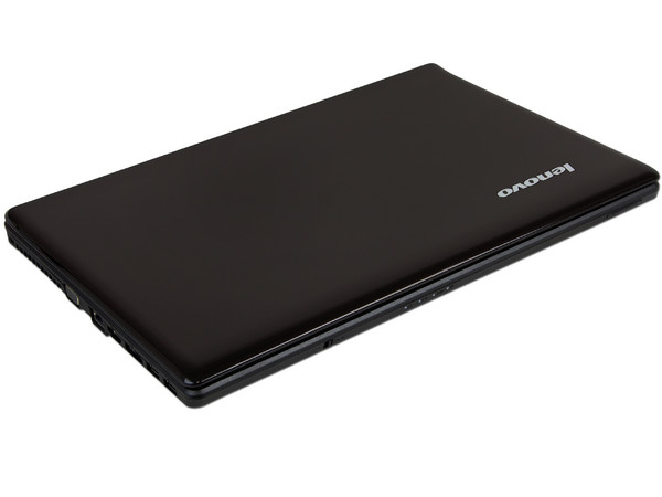Laptop Lenovo Essential G470gh (5930-4793):
Procesador Intel Pentium B940 (2.0GHz),
Memoria de 4GB DDR3, Disco Duro de 500GB,
Video Intel HD Graphics, Pantalla LED HD de 14