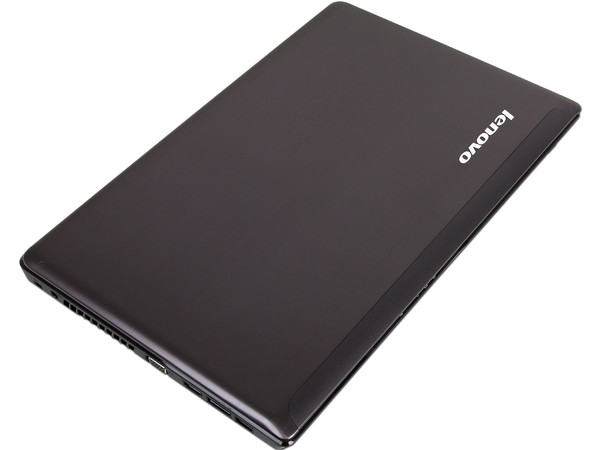 Laptop Lenovo Ieapad Z570 (20095)
Procesador Core i5-2430M (2.4 GHz),
Memoria de 4GB DDR3, D.D. de 750GB,
Pantalla LED HD de 14