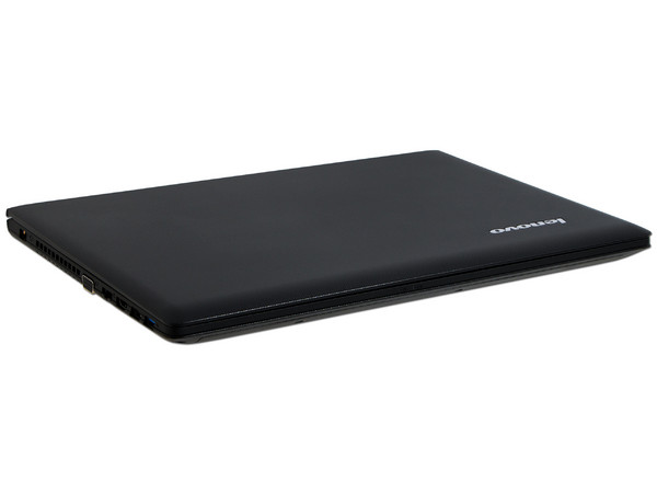 Laptop Lenovo Ideapad G40-45:
Procesador AMD E1 6010 (1.35 GHz),
Memoria de 2GB DDR3L,
Disco Duro de 500GB,
Pantalla de 14