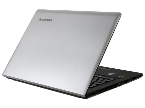 Laptop Lenovo Ideapad G40-80:
Procesador Intel Core i3 5005U (2 GHz),
Memoria de 4GB DDR3L,
Disco Duro de 1TB,
Pantalla de 14