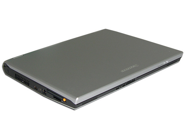 Portátil Lenovo C200 8922A11:
Procesador Intel Core 2 Duo T5500 (1.66GHz),
Memoria de 512MB DDR, Disco Duro de 80GB,
Pantalla TFT de 15.