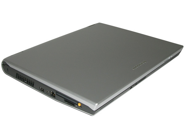 Portátil Lenovo 3000 C200 8922-A39:
Procesador Intel Celeron M 520 a 1.60GHz,
Memoria de 512MB DDRII, Disco Duro de 80GB SATA,
Pantalla TFT de 15