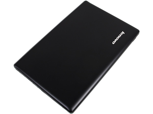 Laptop Lenovo G470:
Procesador Intel Pentium B940 (2.0GHz) ,
Memoria de 2GB DDR3, Disco Duro de 500GB,
Video Intel HD Graphics, Pantalla LED HD de 14