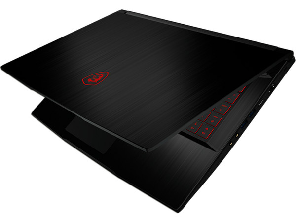 Laptop Gamer MSI GF63 Thin:
Procesador Intel Core i5 12450H (hasta 4.4 GHz),
Memoria de 16GB DDR4,
SSD de 512GB,
Pantalla de 15.6