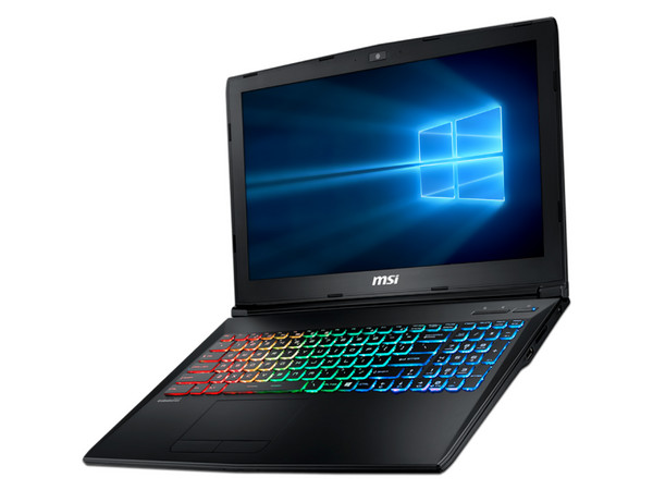 Laptop MSI Gamer GP62M:
Procesador Intel Core i7 7700HQ (hasta 3.80 GHz),
Memoria de 16GB DDR4,
Disco Duro de 1TB,
SSD de 128GB,
Pantalla de 15.6