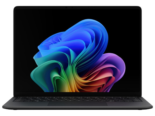 Laptop Microsoft Surface EP2-59545:
Snapdragon 8,
Memoria de 16GB LPDDR5, 
SSD de 512GB,
Pantalla de 13.8