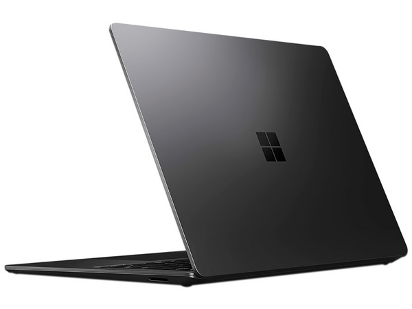 Laptop Microsoft Surface 4:
Procesador Intel Core i5-1145G7 (hasta 4.4 GHz),
Memoria de 16GB LPDDR4,
SSD de 256GB,
Pantalla de 13.5