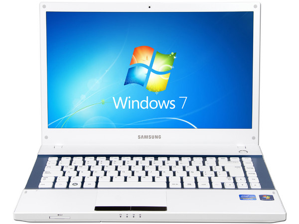 Laptop Samsung NP-300V4A-A04MX:
Procesador Core i7-2630QM (2.0GHz),
Memoria de 6GB DDR3, Disco Duro 750GB,
Pantalla de 14