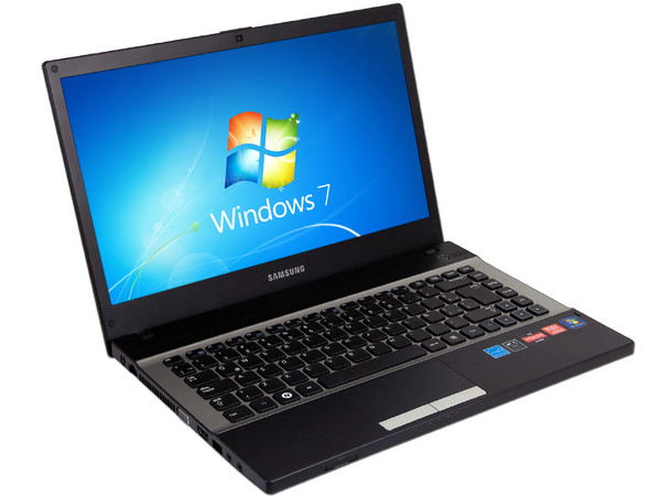 Laptop Samsung NP-305V4A-A03MX:
Procesador AMD APU A6-3410MX (1.6GHz),
Memoria de 4GB DDR3, Disco Duro 500GB,
Pantalla LED HDde 14