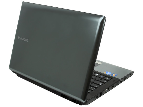 Laptop Samsung R440-JA06MX, Color Plata:
Procesador Intel Core i5-460M (2.53 GHZ),
Memoria de 3GB DDR3, Disco Duro 500GB,
Video Intel HD Graphics, SuperMulti DVD+R DL,
Pantalla de 14