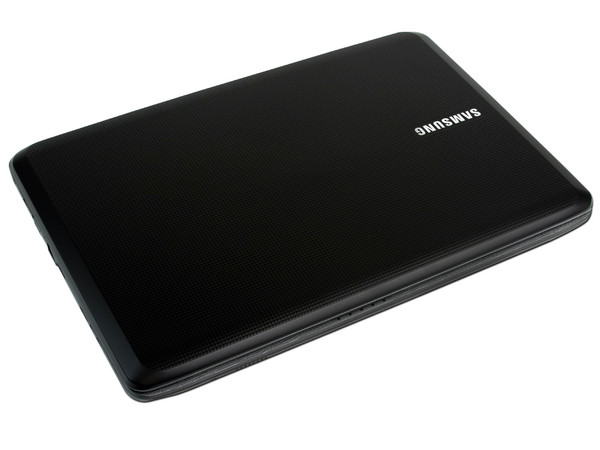 Laptop Samsung R530 Color Negra:
Procesador Intel Pentium D.C. T4400 (2.20GHz),
Memoria de 2GB DDR3, Disco Duro 250GB,
Video Intel GMA 4500M,
Pantalla de 15.6